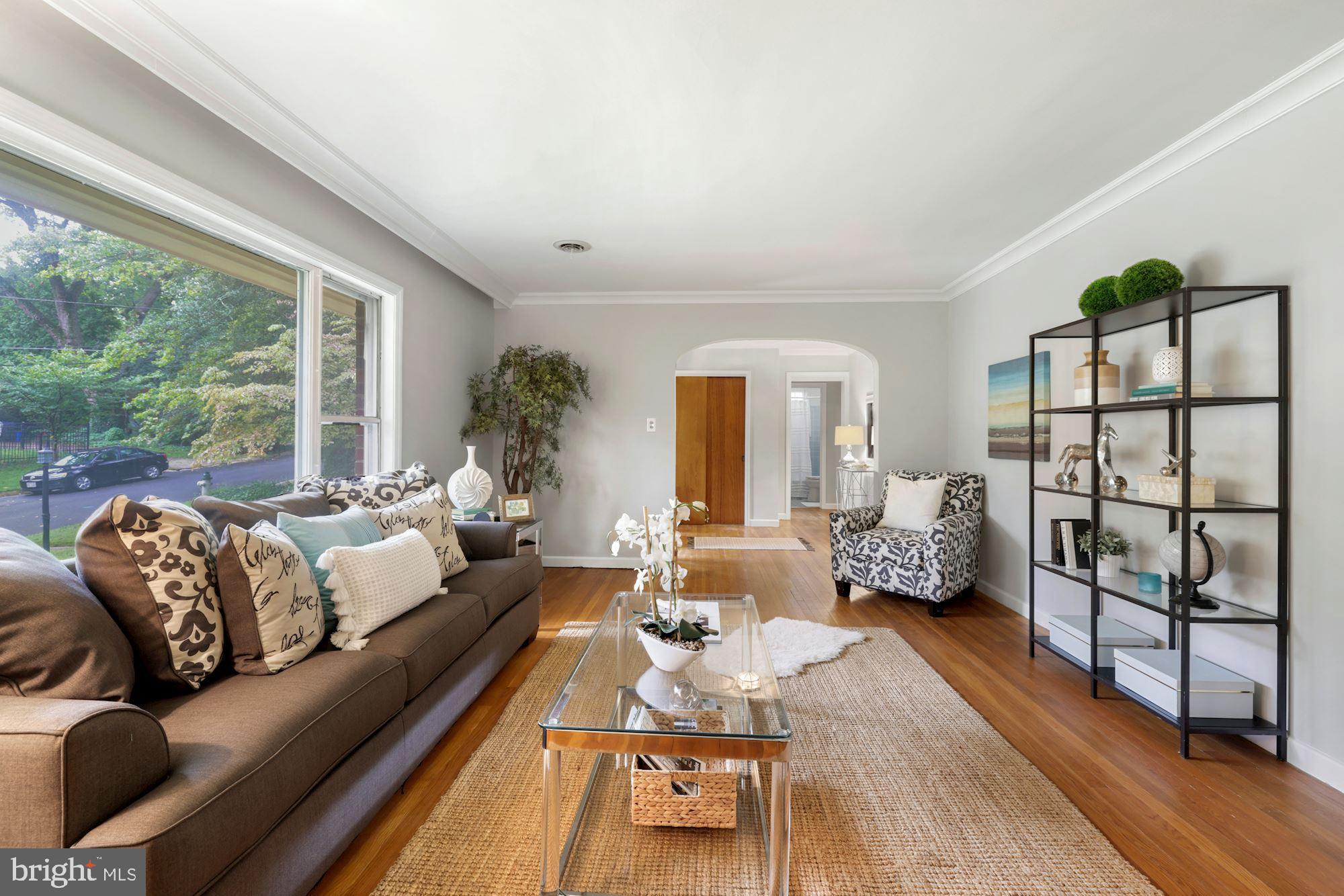 409 Pershing Drive Silver Spring, MD 20910 - Photo 3 of 30