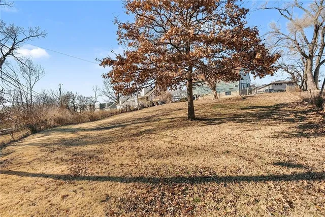 $185,000 | 7703 East 50th Street, Kansas City, MO 64129