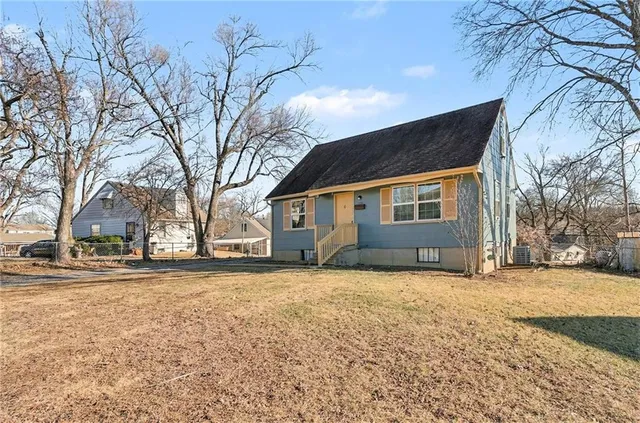 $185,000 | 7703 East 50th Street, Kansas City, MO 64129