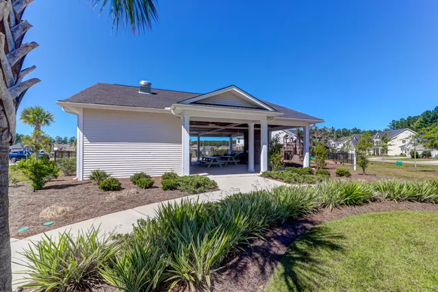 $420,000 | 293 Saxony Loop, Summerville, SC 29486