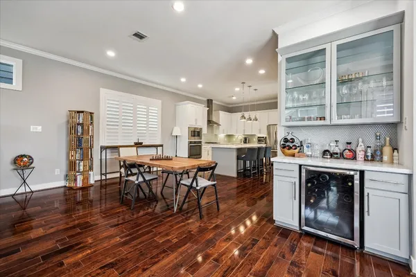 $578,500 | 1047 West 17th Street, Houston, TX 77008