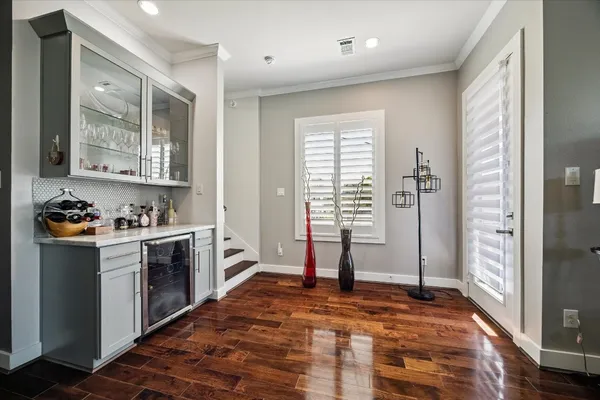 $578,500 | 1047 West 17th Street, Houston, TX 77008