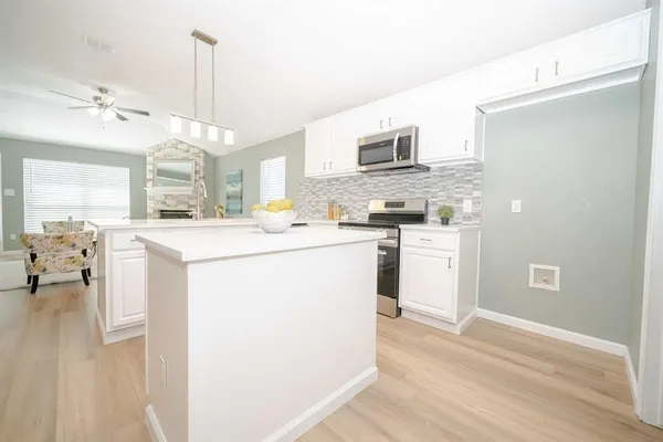 $319,000 | 1217 Meadow Glen, Crowley, TX 76036