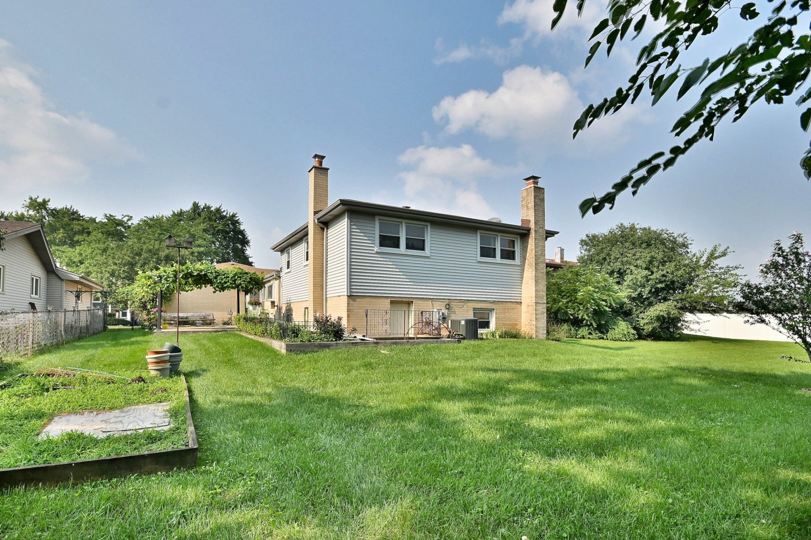 657 Sable Drive Addison, IL 60101 - Photo 22 of 27 Gallery Image 22