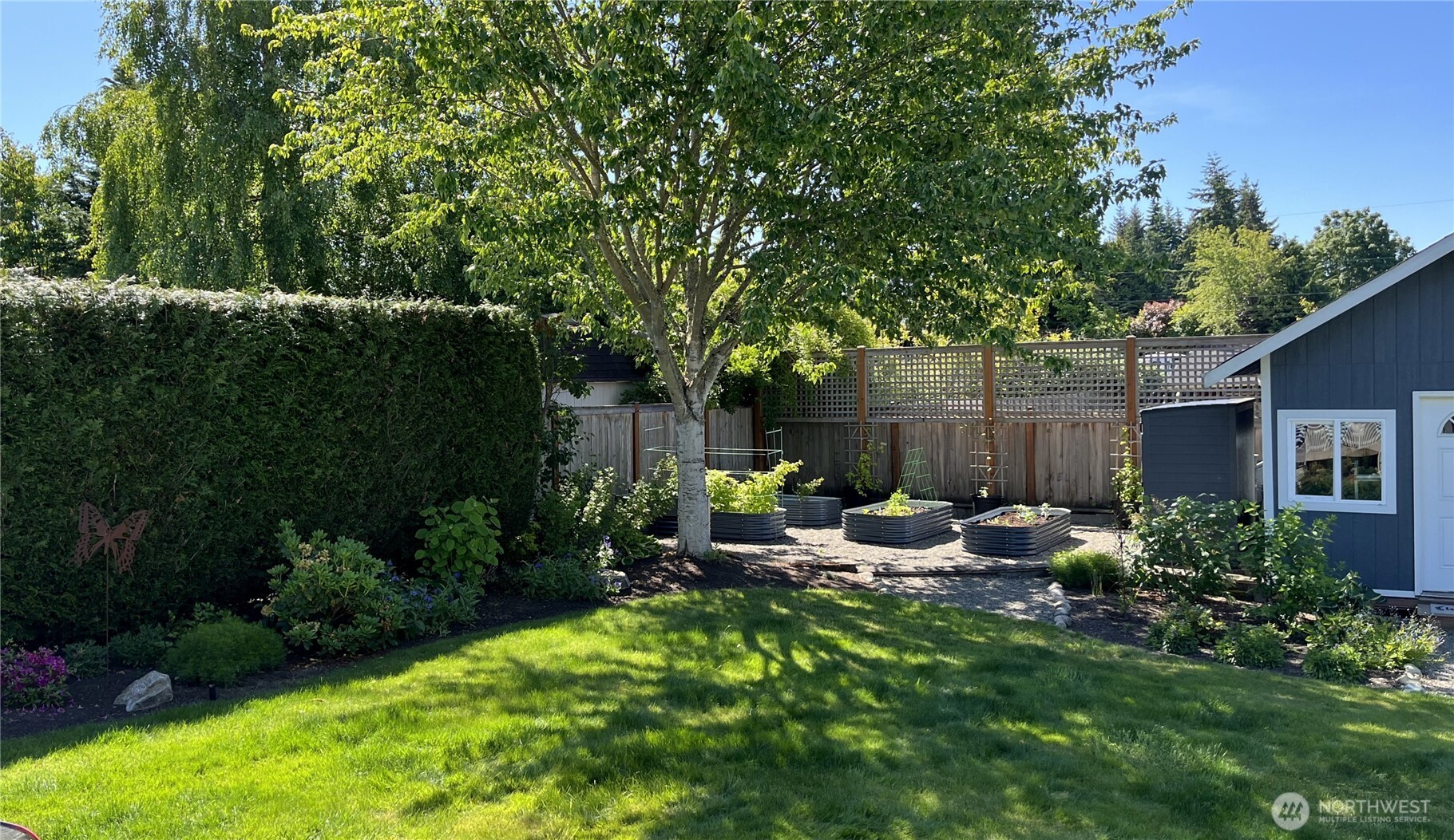 8822 216th Street Southwest Edmonds, WA 98026 - Photo 18 of 24