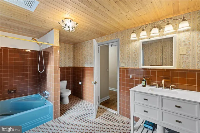 $564,900 | 107 North Ohio Trail, Medford, NJ 08055