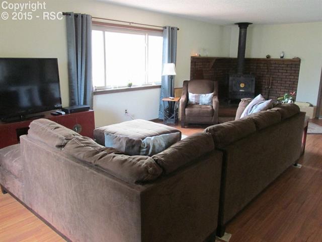 169 Due S Road Florissant, CO 80816 - Photo 9 of 24 Gallery Image 9
