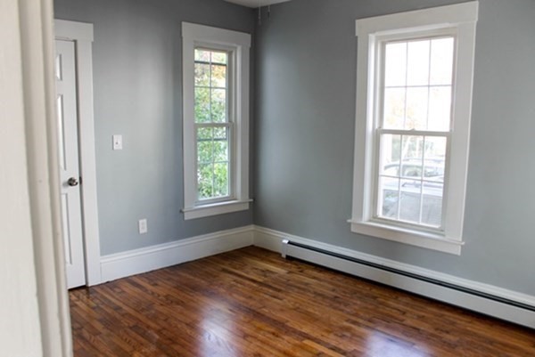 536 High Street Clinton, MA 01510 - Photo 8 of 32 Gallery Image 8