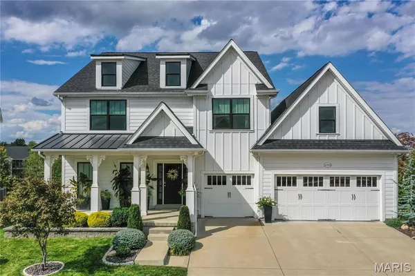$950,000 | 16900 Red Dragon Place, Wildwood, MO 63038