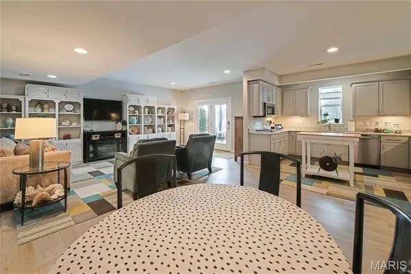 $950,000 | 16900 Red Dragon Place, Wildwood, MO 63038
