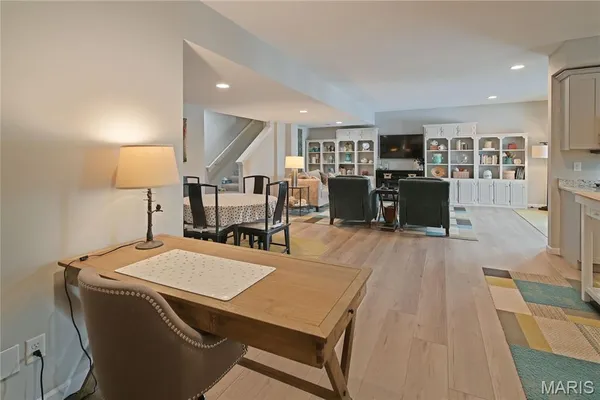 $950,000 | 16900 Red Dragon Place, Wildwood, MO 63038