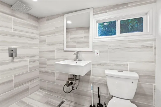 $1,100,000 | 27781 Dickens Avenue, Hayward, CA 94544