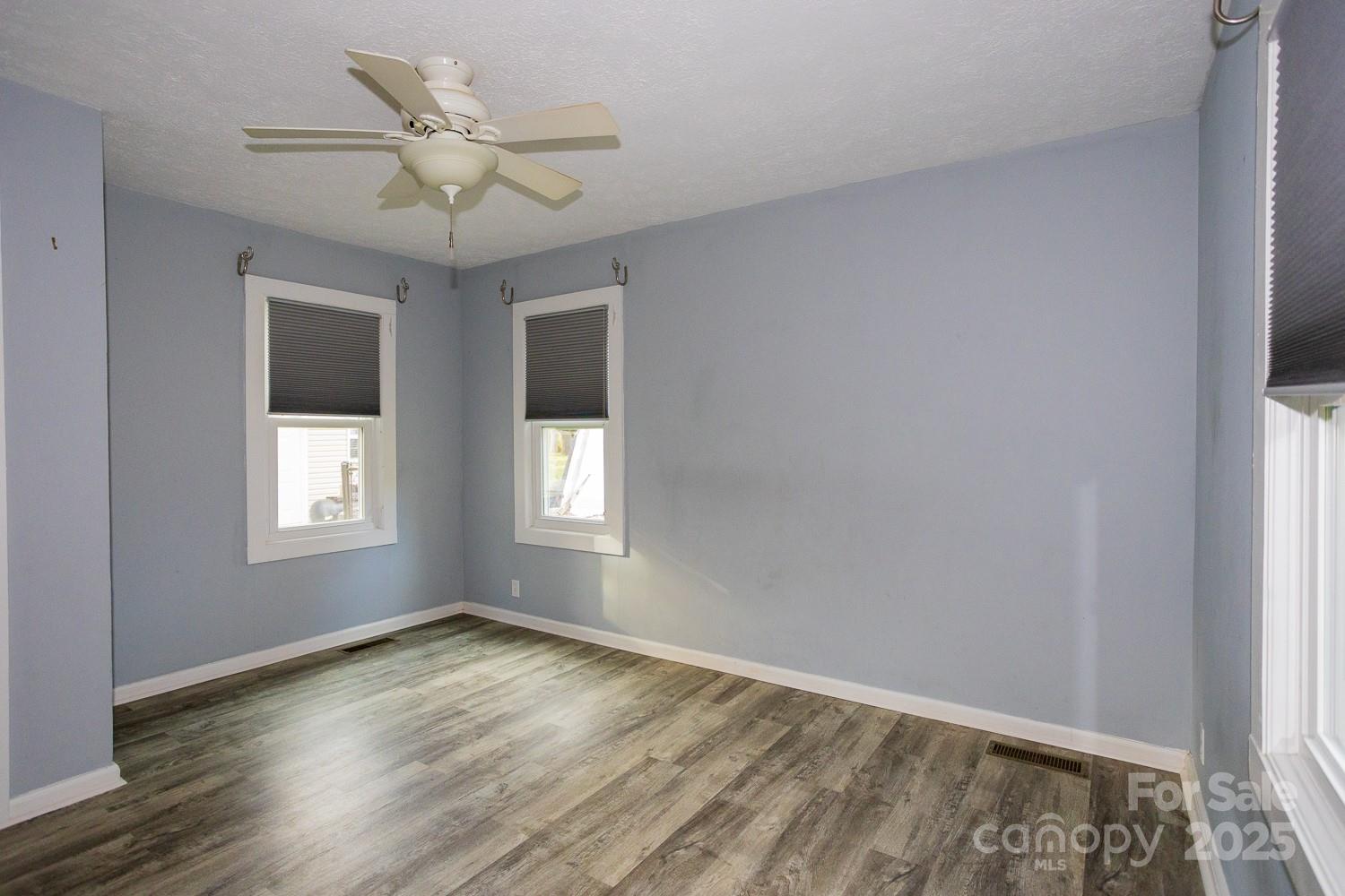 948 Riceville Road Asheville, NC 28805 - Photo 18 of 23