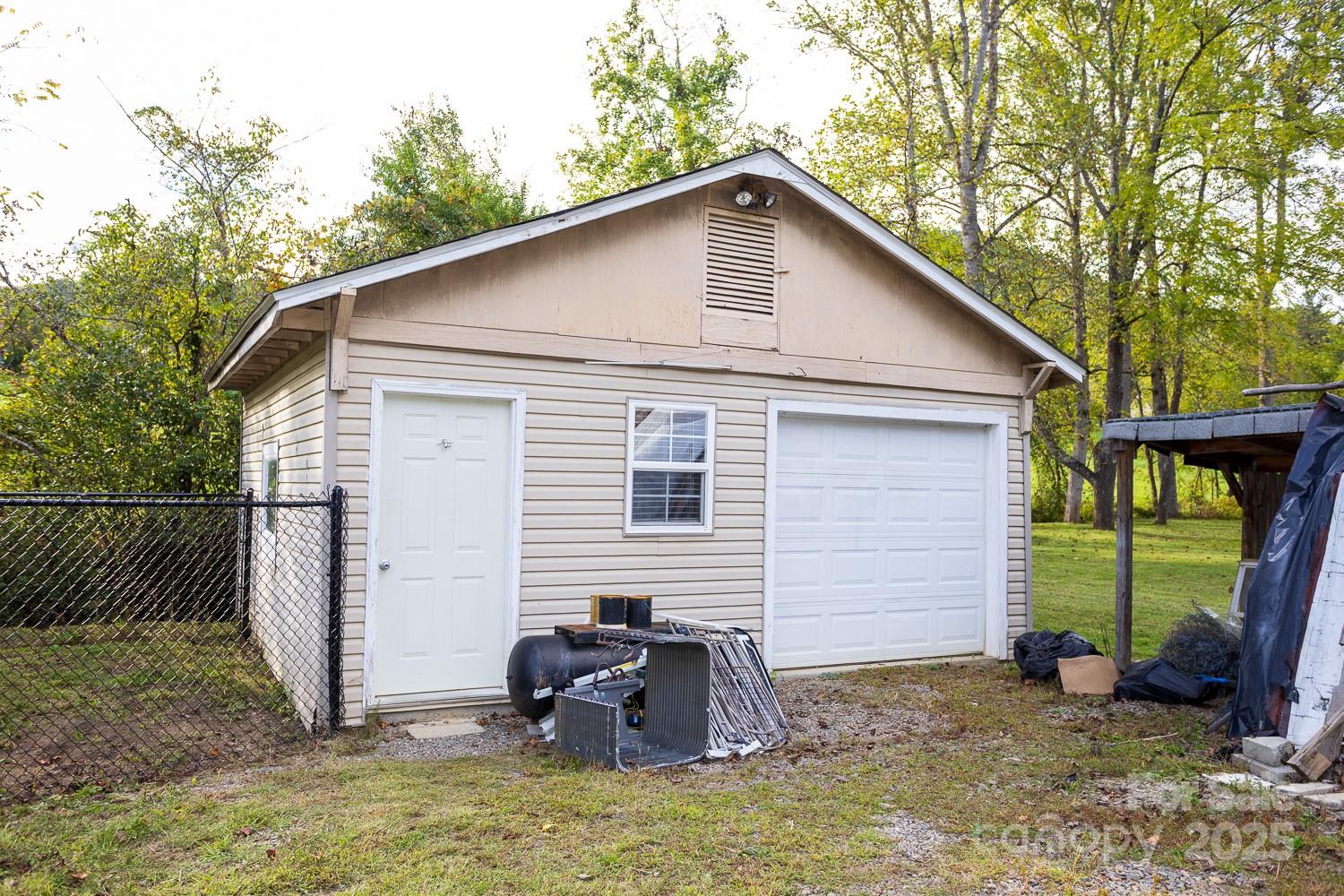 948 Riceville Road Asheville, NC 28805 - Photo 8 of 23