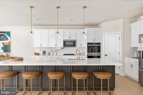 $1,139,000 | 423 Meadow Creek Drive, Bowie, MD 20716