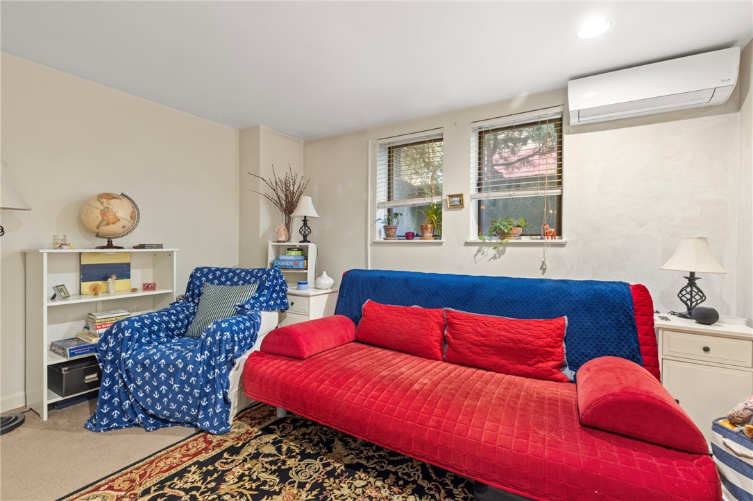 173 Congdon Street, Unit 1 Providence, RI 02906 - Photo 18 of 28 Gallery Image 18