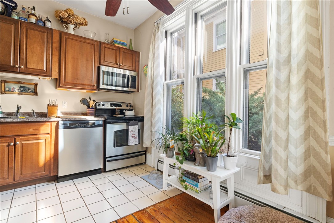 173 Congdon Street, Unit 1 Providence, RI 02906 - Photo 9 of 28 Gallery Image 9