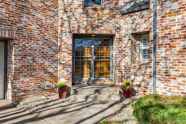 $1,125,000 | 6282 South Iola Court, Englewood, CO 80111