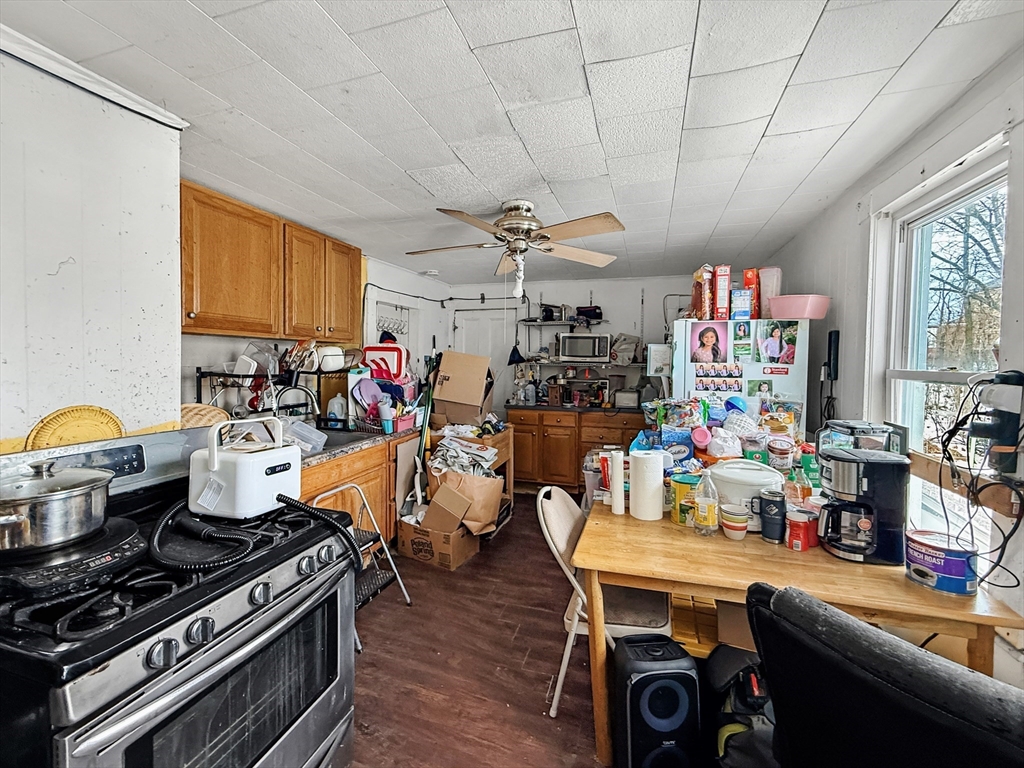 49 Marginal Street Lowell, MA 01851 - Photo 18 of 41