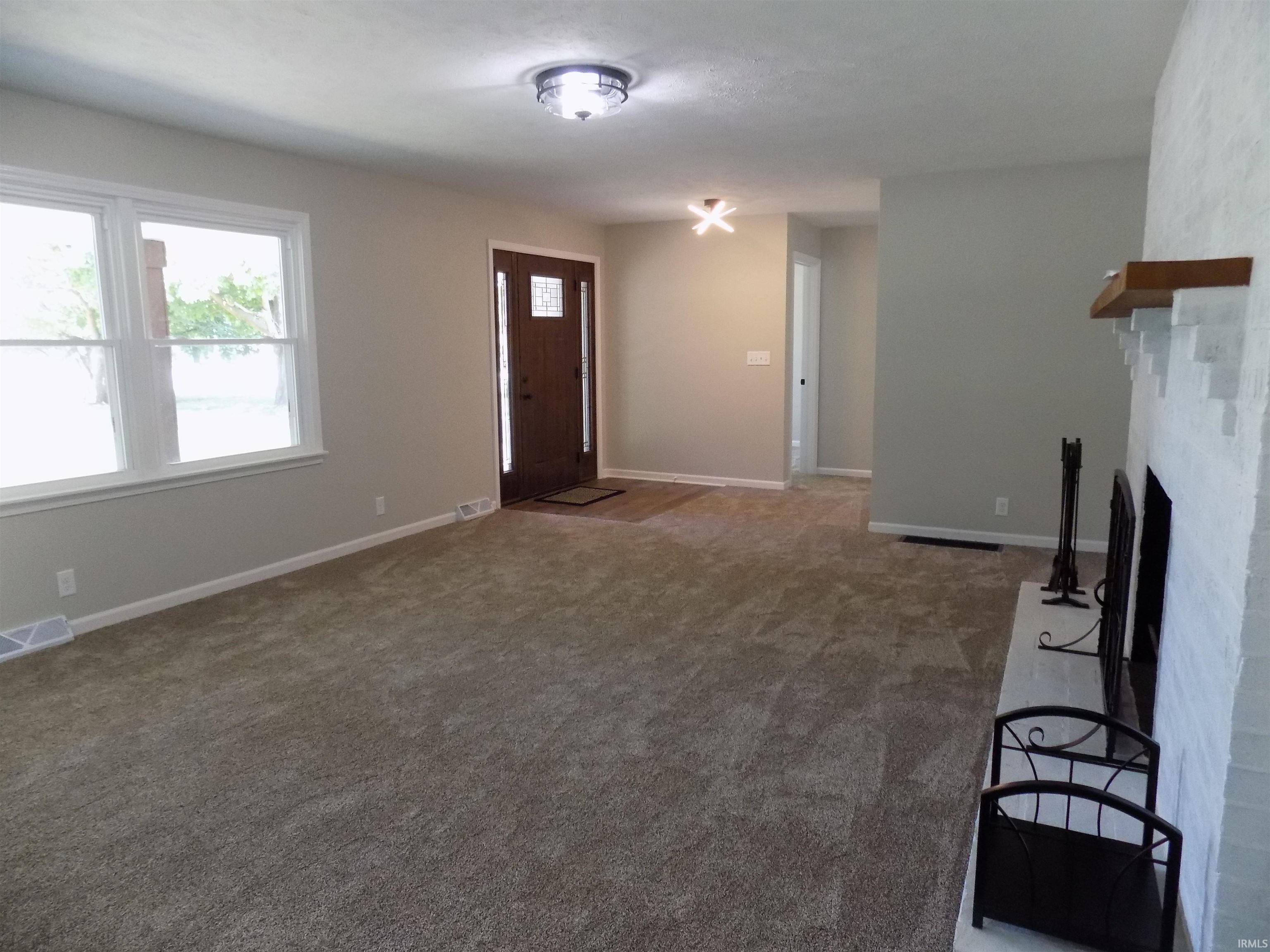 54764 Bittersweet Road Mishawaka, IN 46545 - Photo 3 of 27 Gallery Image 3