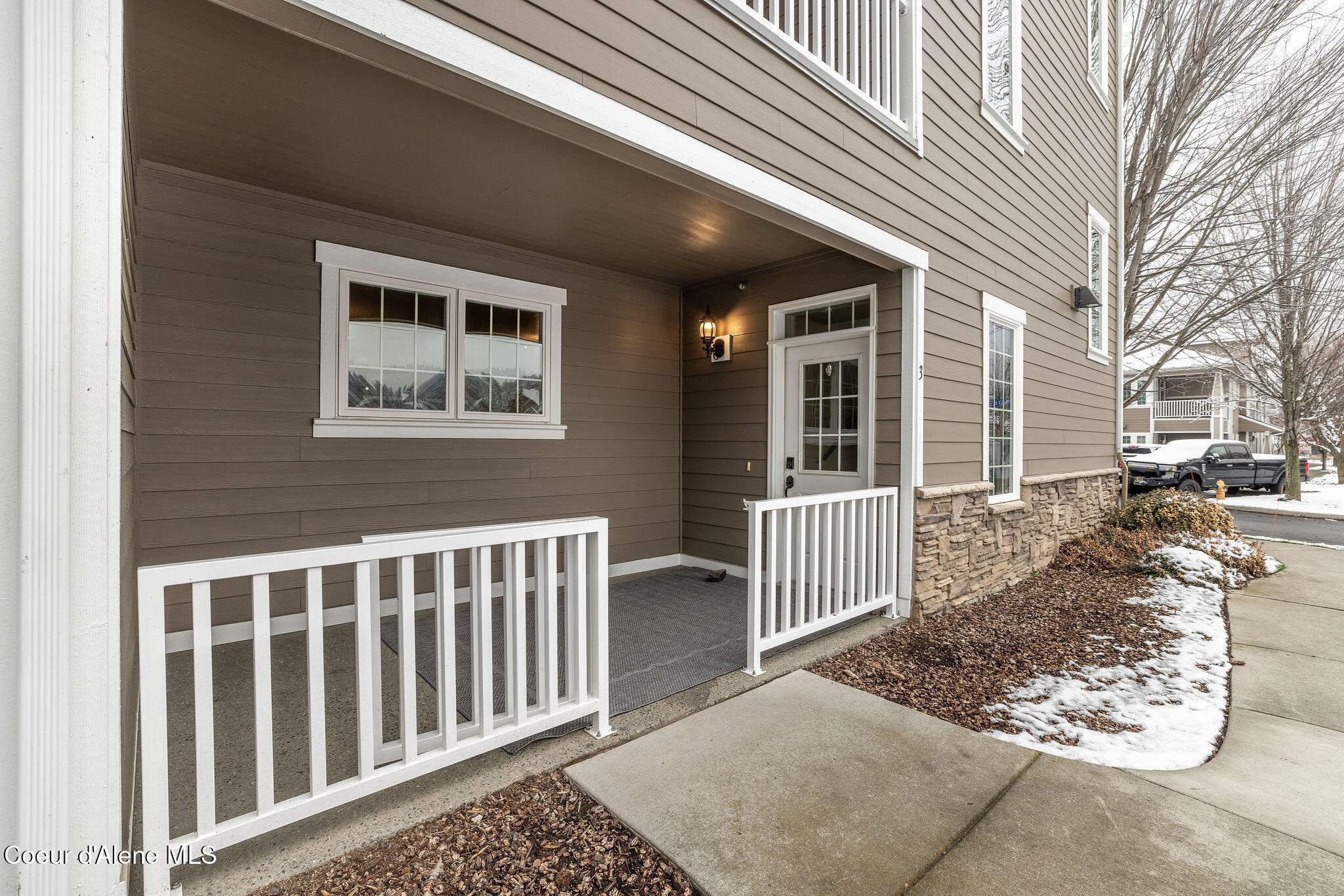 4444 Greenchain Loop, Unit 3 Coeur D'Alene, ID 83814 - Photo 2 of 28 18-IMG_0166-HDR