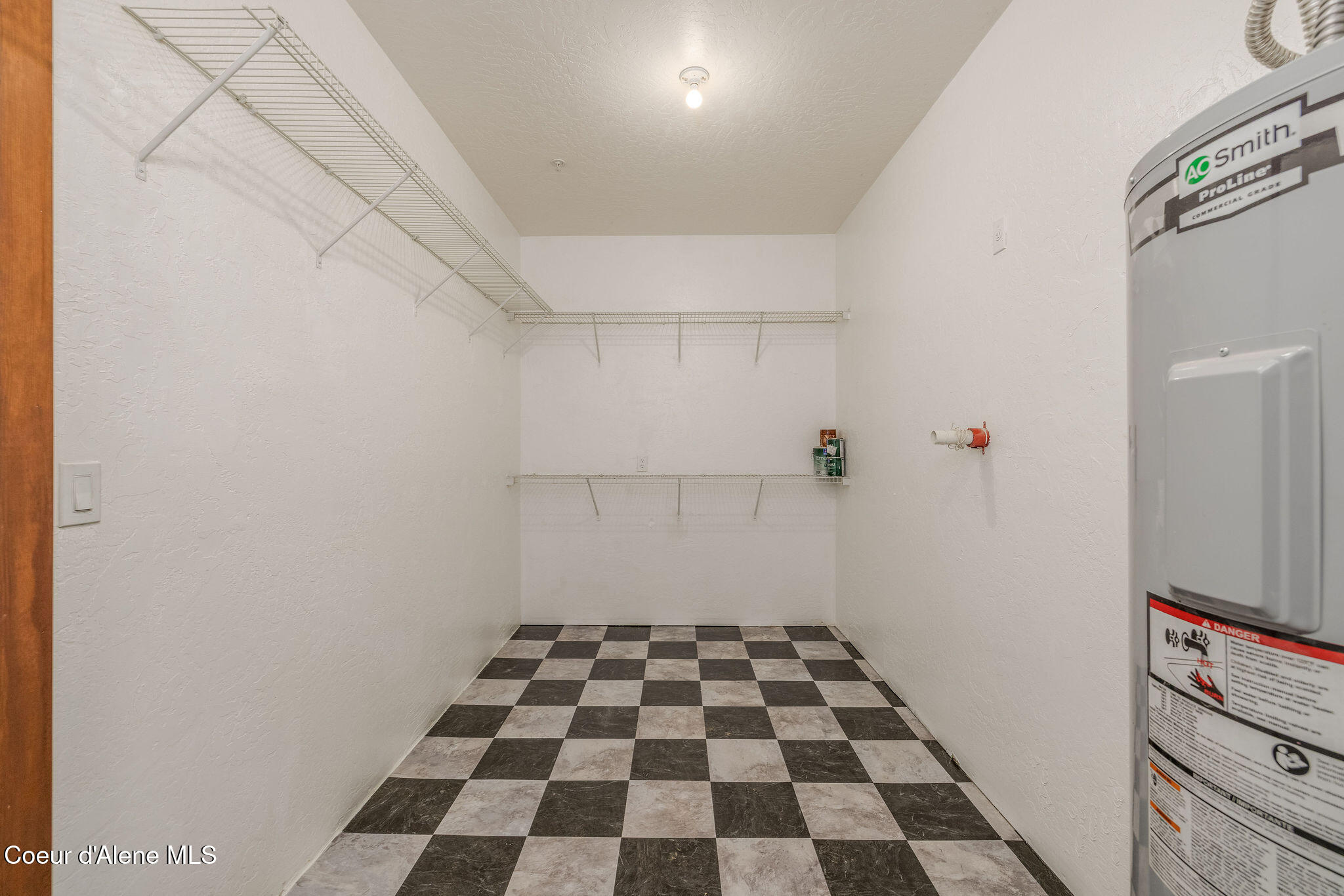 4444 Greenchain Loop, Unit 3 Coeur D'Alene, ID 83814 - Photo 21 of 28 22-IMG_0005-HDR-Edit