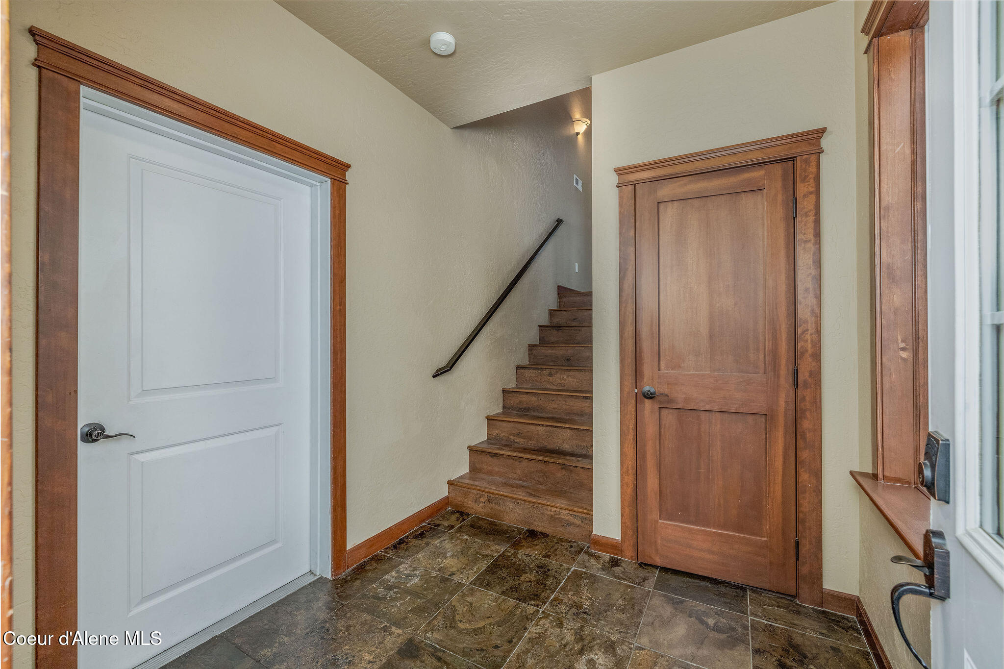 4444 Greenchain Loop, Unit 3 Coeur D'Alene, ID 83814 - Photo 3 of 28 20-IMG_9989-HDR-Edit