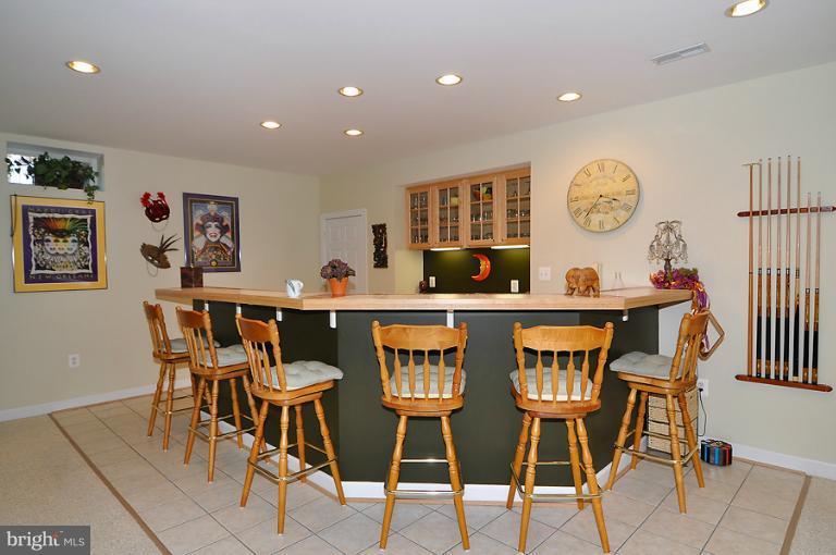 7540 Pindell School Road Fulton, MD 20759 - Photo 4 of 30 Wet Bar