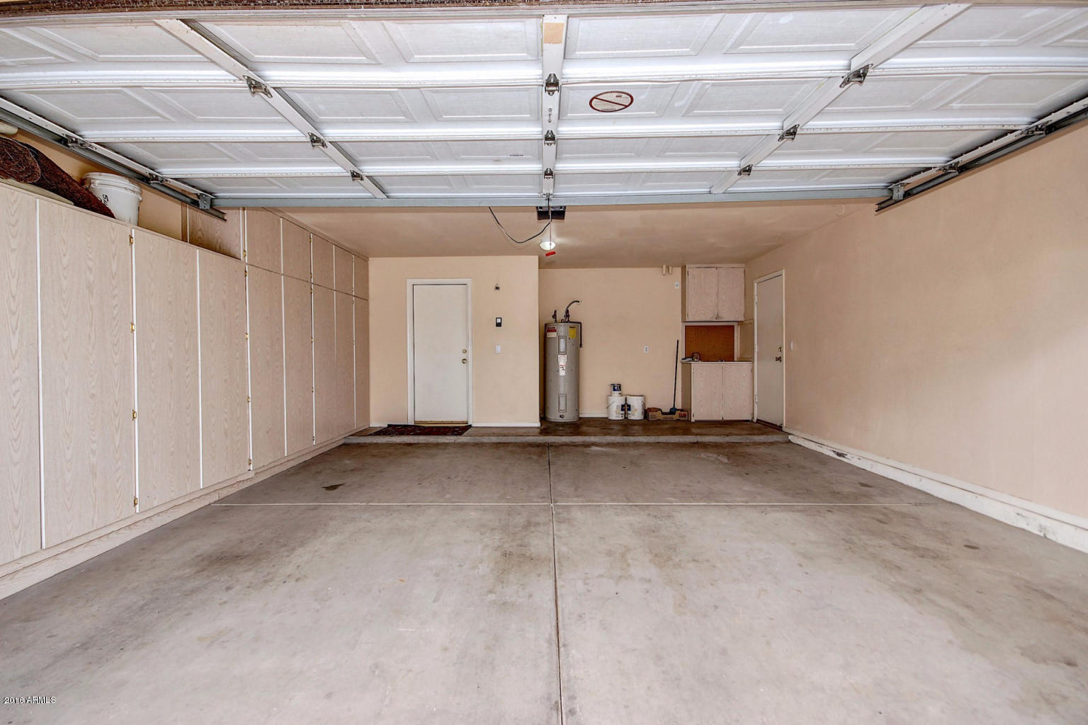 886 West Bruce Avenue Gilbert, AZ 85233 - Photo 15 of 29 20161101161238400252000000-o