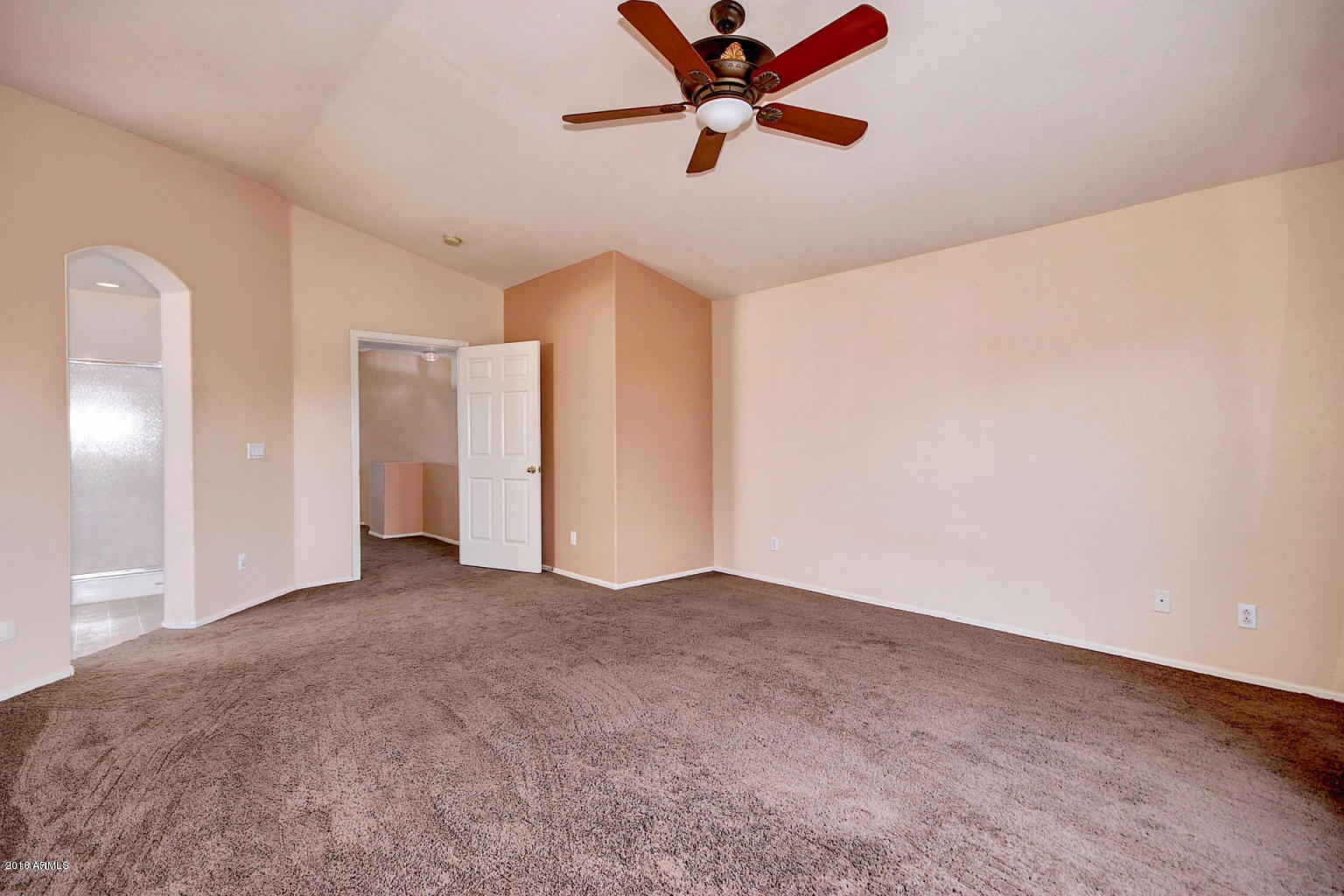 886 West Bruce Avenue Gilbert, AZ 85233 - Photo 22 of 29 20161101161257722310000000-o