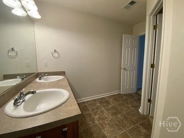 $2,300 | 213 Cherry Laural Lane, Savannah, GA 31419