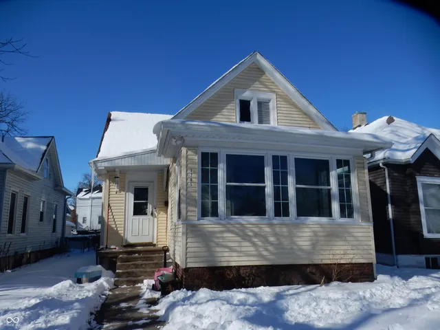 $110,000 | 1205 South 8th Street, Terre Haute, IN 47802