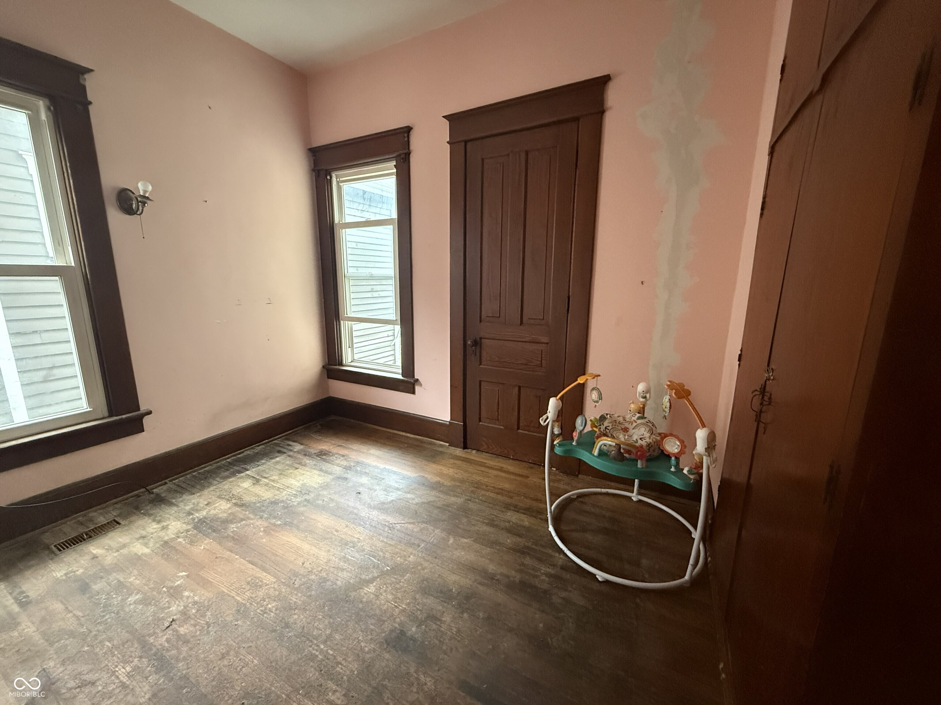 1205 South 8th Street Terre Haute, IN 47802 - Photo 12 of 14