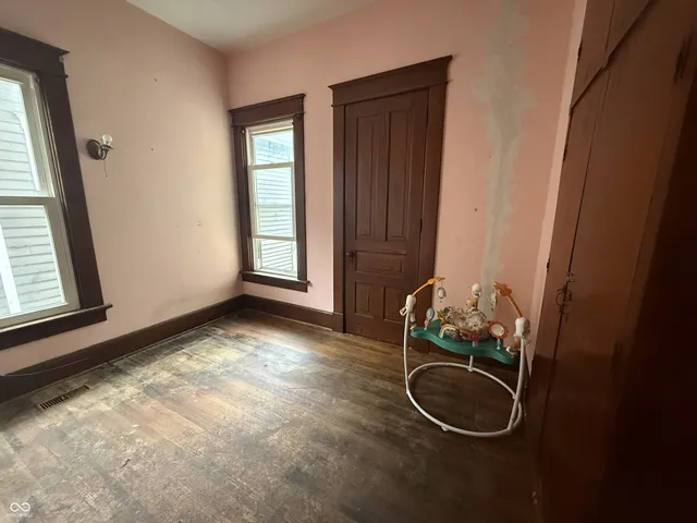 $110,000 | 1205 South 8th Street, Terre Haute, IN 47802