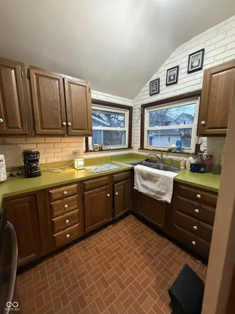 $110,000 | 1205 South 8th Street, Terre Haute, IN 47802