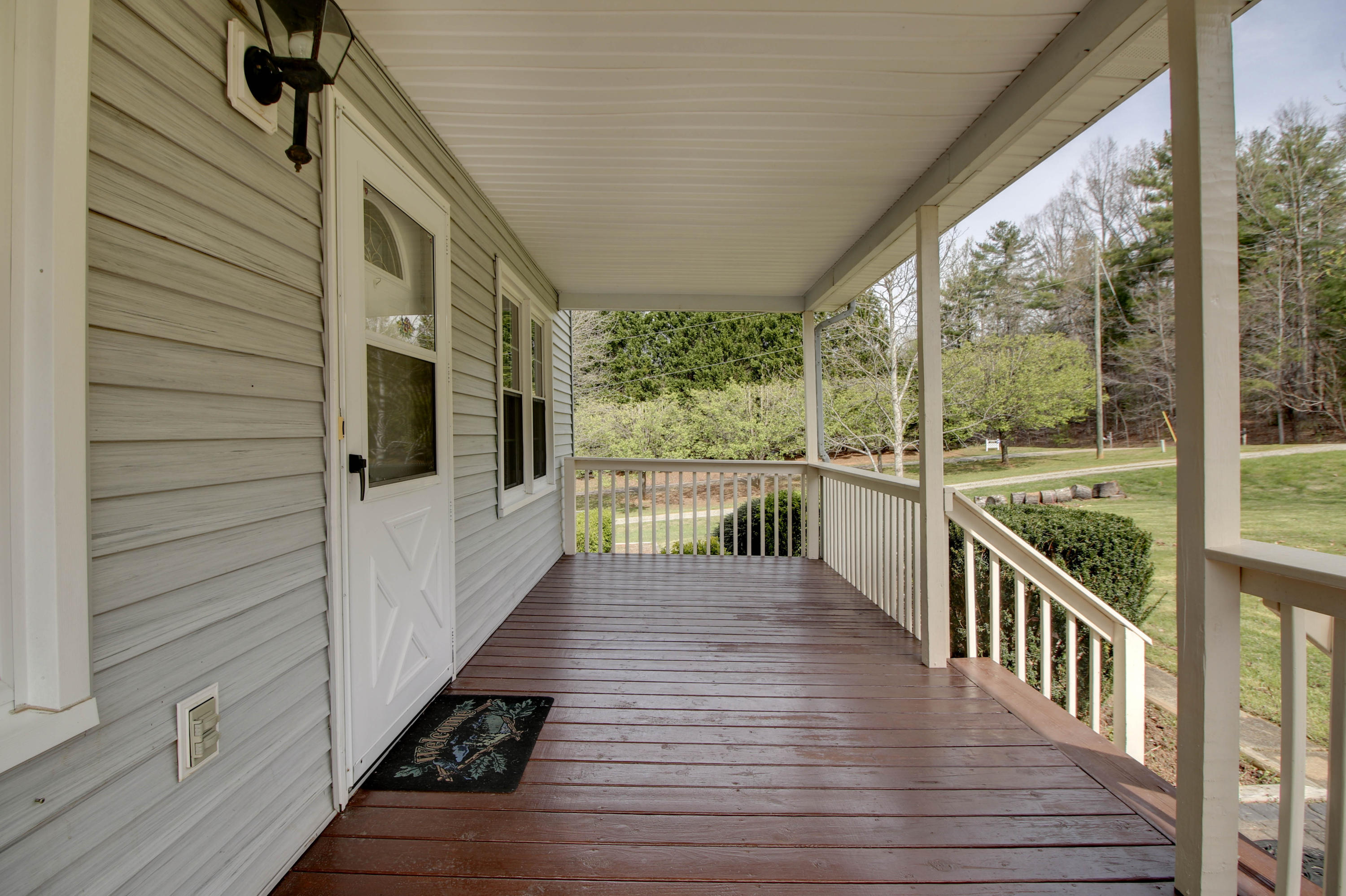 2120 Dugspur Road Callaway, VA 24067 - Photo 32 of 40 a view of a balcony