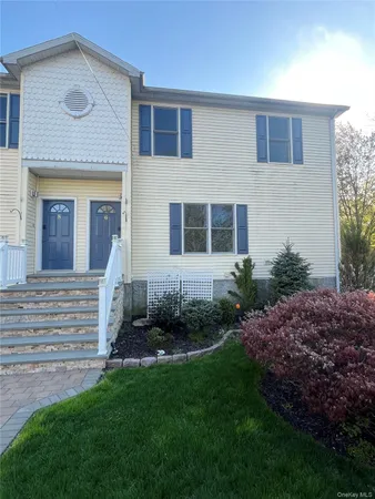 $6,400 | 8 Marion Avenue, Unit 6, Harrison, NY 10528