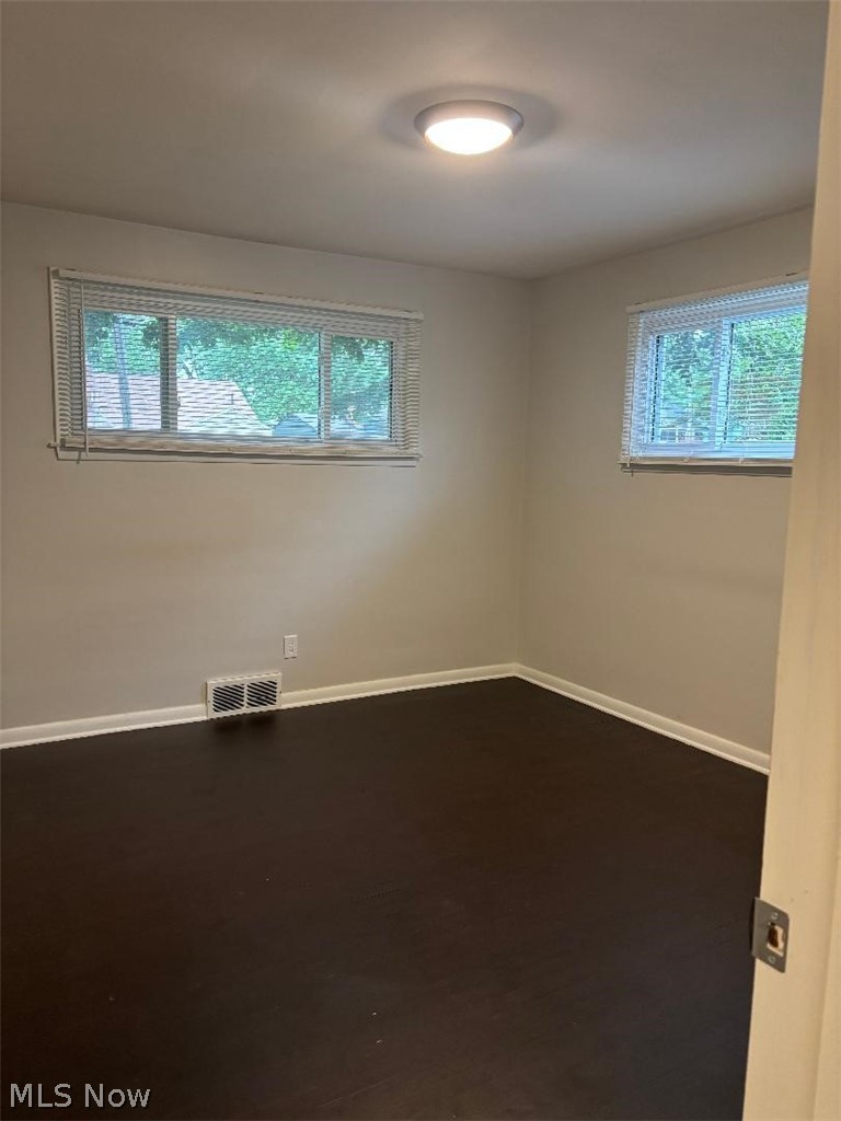 2715 Rexford Road Youngstown, OH 44511 - Photo 9 of 17