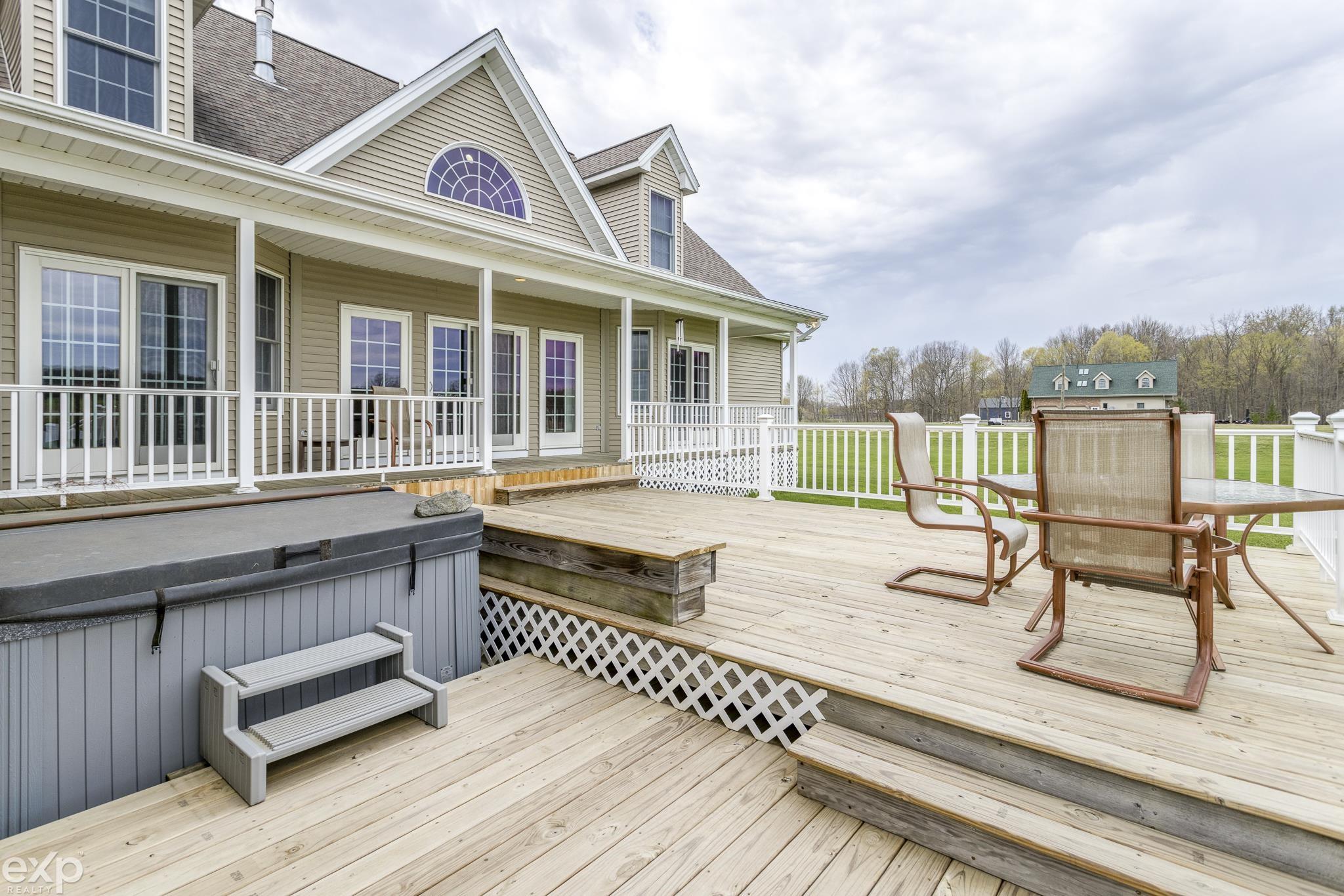 7824 Kilgore Road Avoca, MI 48006 - Photo 9 of 85 50106665-8.JPG