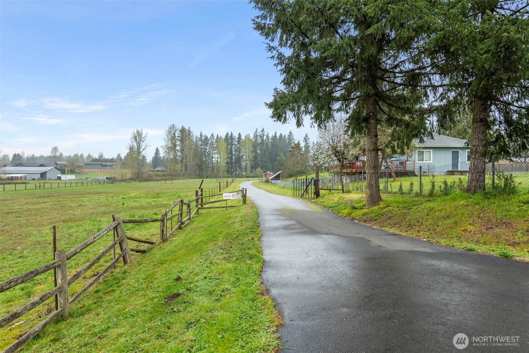 18222 Southeast Wax Road Covington, WA 98042 - Photo 2 of 36