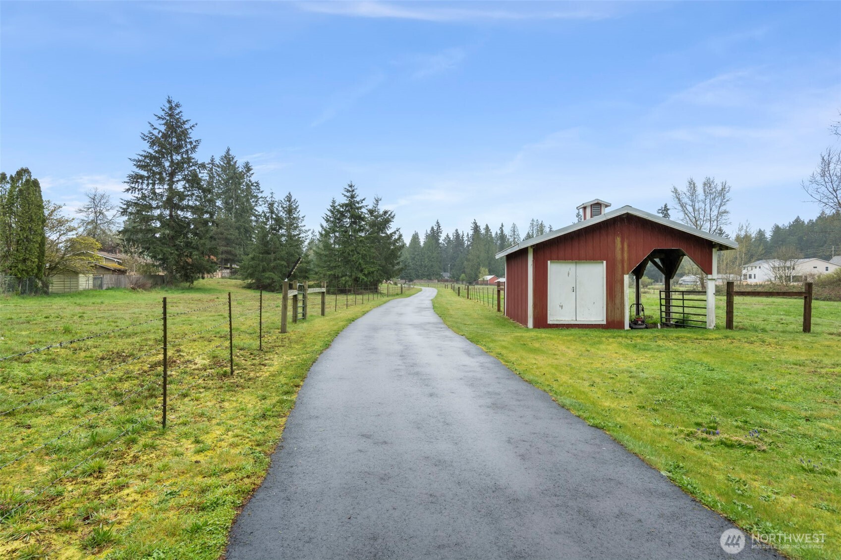 18222 Southeast Wax Road Covington, WA 98042 - Photo 3 of 36