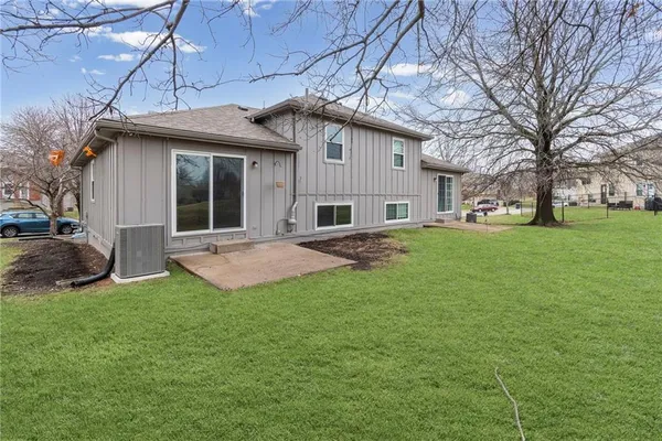 $235,000 | 8709 North Hull Avenue, Kansas City, MO 64154