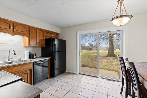 $235,000 | 8709 North Hull Avenue, Kansas City, MO 64154