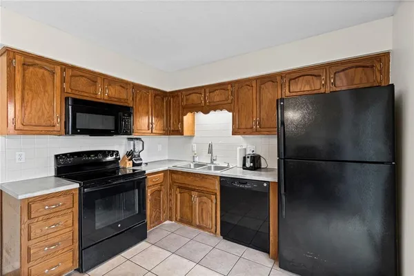 $235,000 | 8709 North Hull Avenue, Kansas City, MO 64154