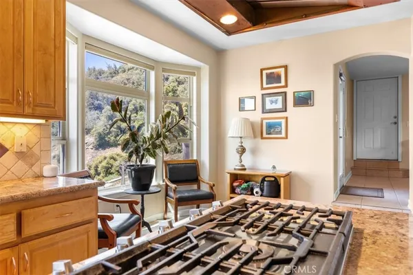 $849,999 | 25250 Deertrail Drive, Tehachapi, CA 93561