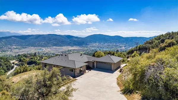 $849,999 | 25250 Deertrail Drive, Tehachapi, CA 93561