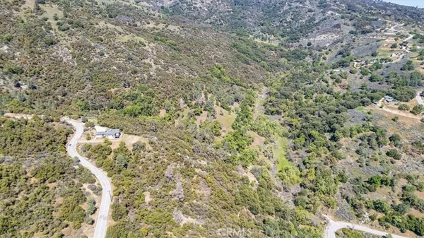 $849,999 | 25250 Deertrail Drive, Tehachapi, CA 93561