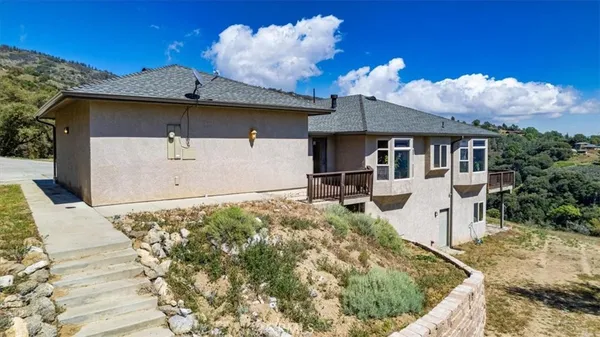 $849,999 | 25250 Deertrail Drive, Tehachapi, CA 93561