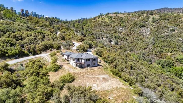 $849,999 | 25250 Deertrail Drive, Tehachapi, CA 93561