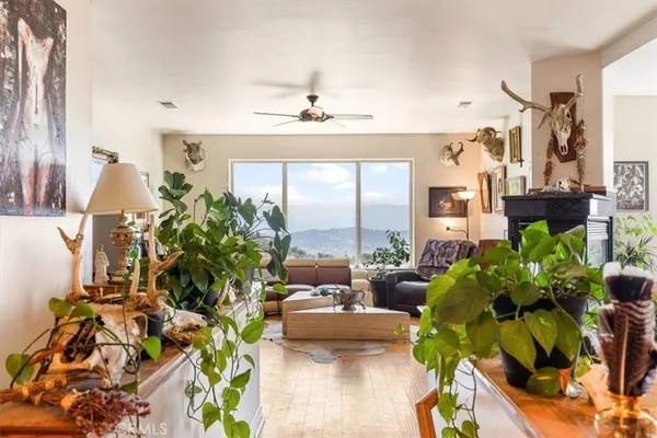 $849,999 | 25250 Deertrail Drive, Tehachapi, CA 93561